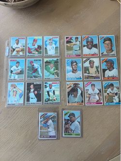 Lot of 20 Vintage 1(contact info removed) Topps Baseball Cards