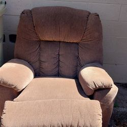 Nice recliner,no rips or stains Free