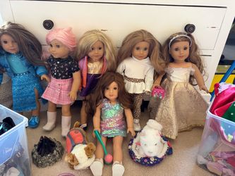 HUGE American Girl Collection – 6 Dolls + Tons of Clothes & Accessories – $575