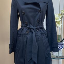Dolce & Gabbana Trench  Coat in Black size 38 $845