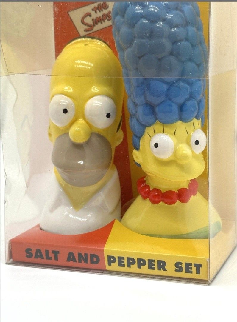 Simpsons Salt & Pepper Shaker