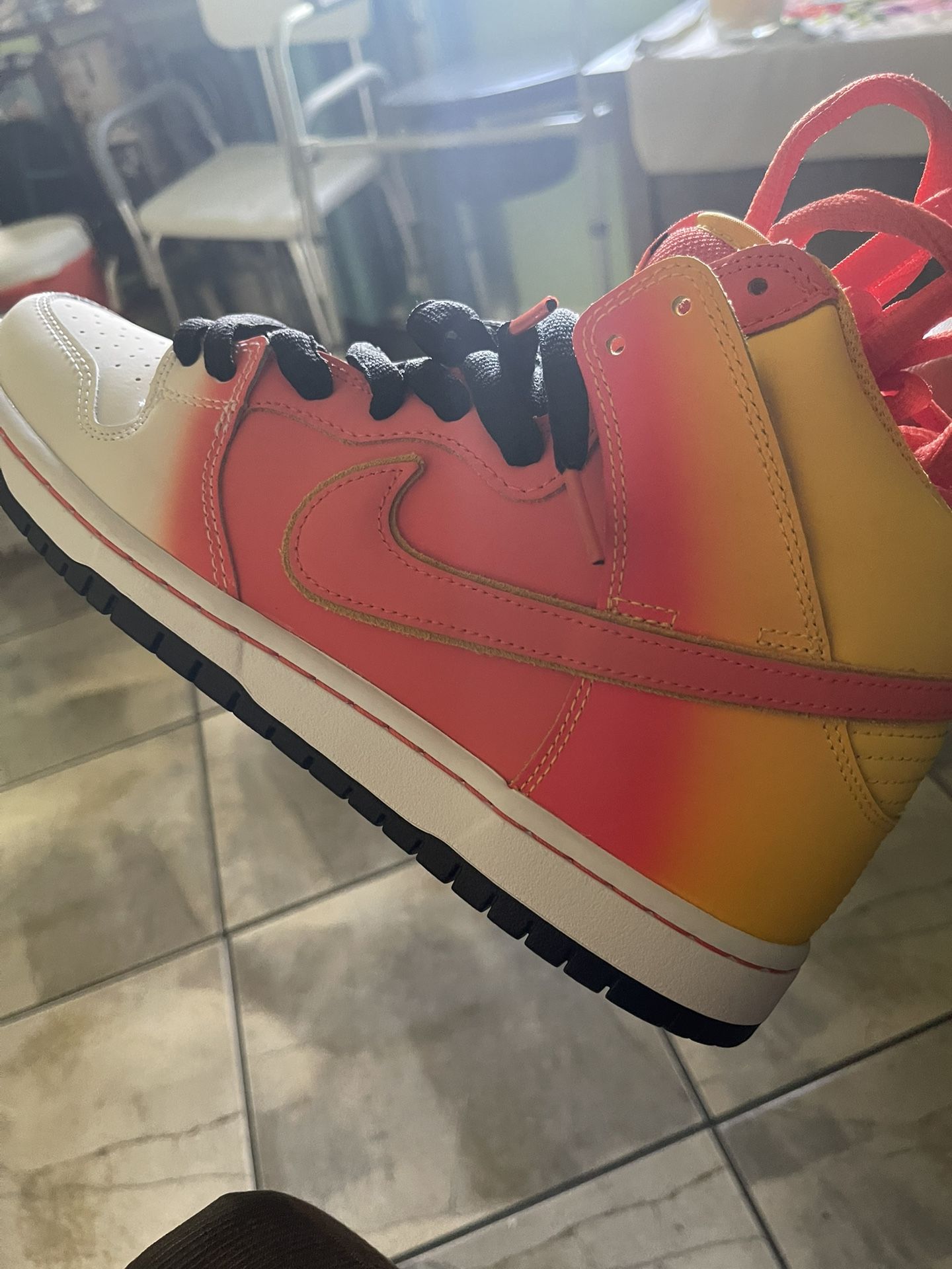 Selling Nike Sb dunks High Top Candy Corn