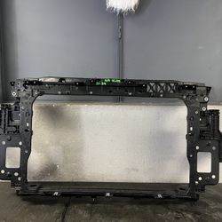 2021-2022-2023-2024 KIA SELTOS RADIATOR SUPPORT OEM USED