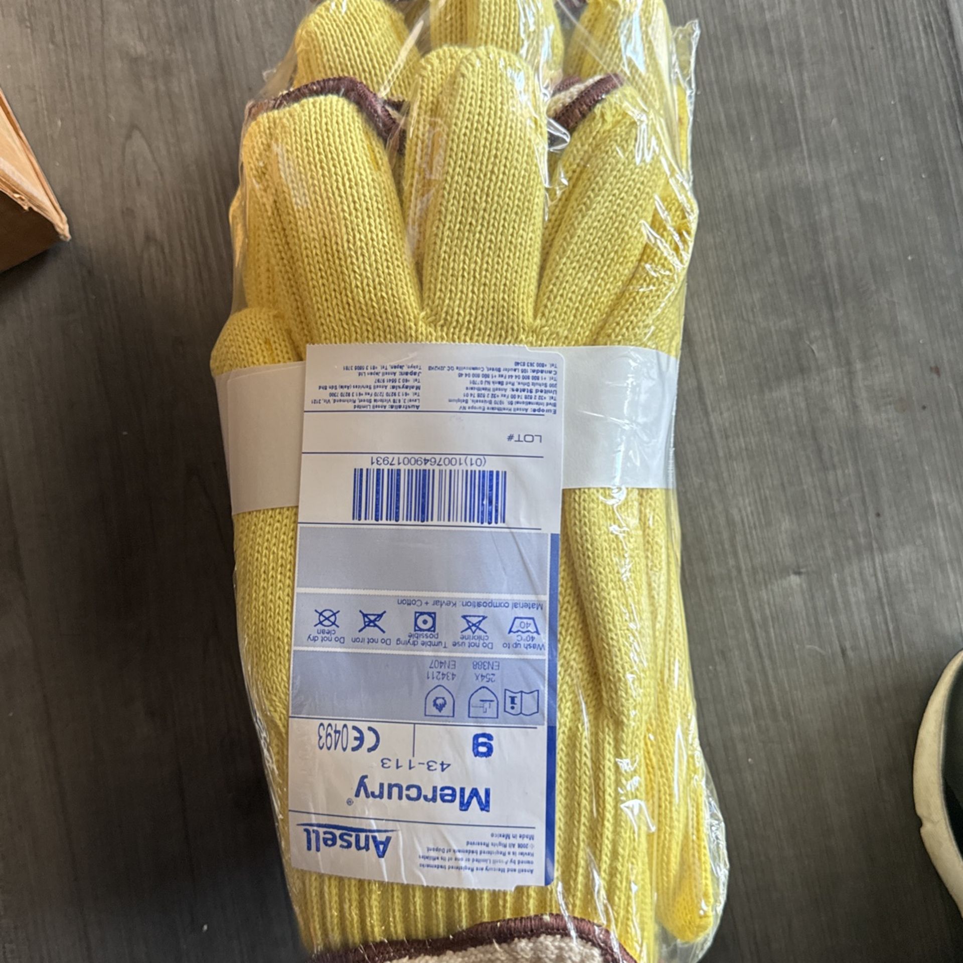 40 Paira New Ansel Gloves