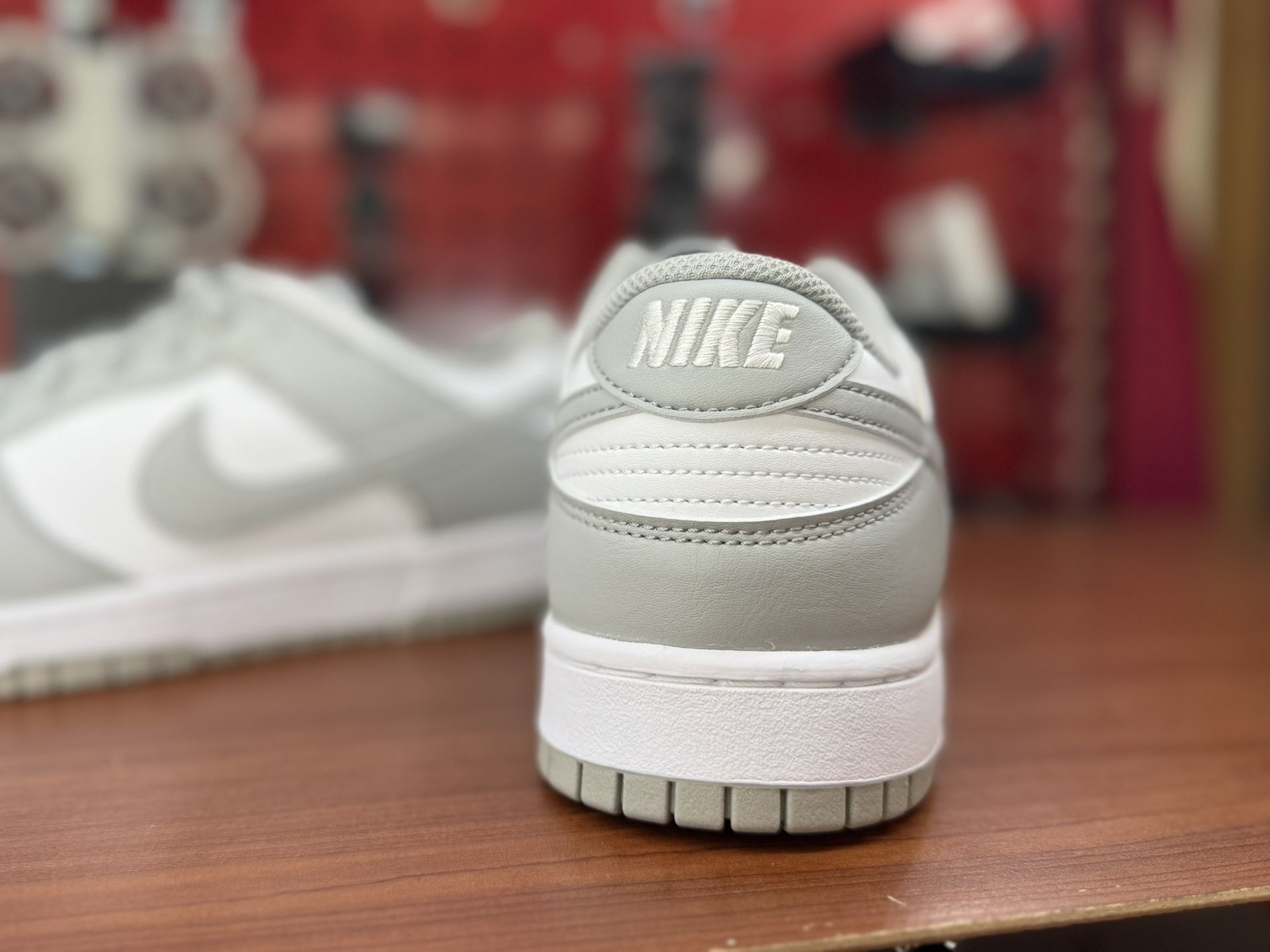 Nike Dunk Low White Light Smoke GRey