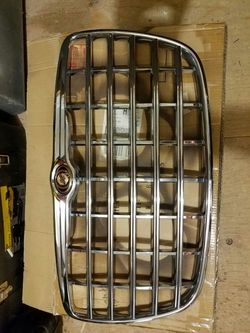 Chrysler 300 grill