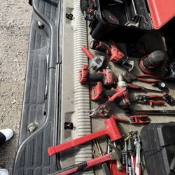 Milwaukee Tools 