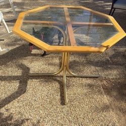 Glass Octogonal Table.
