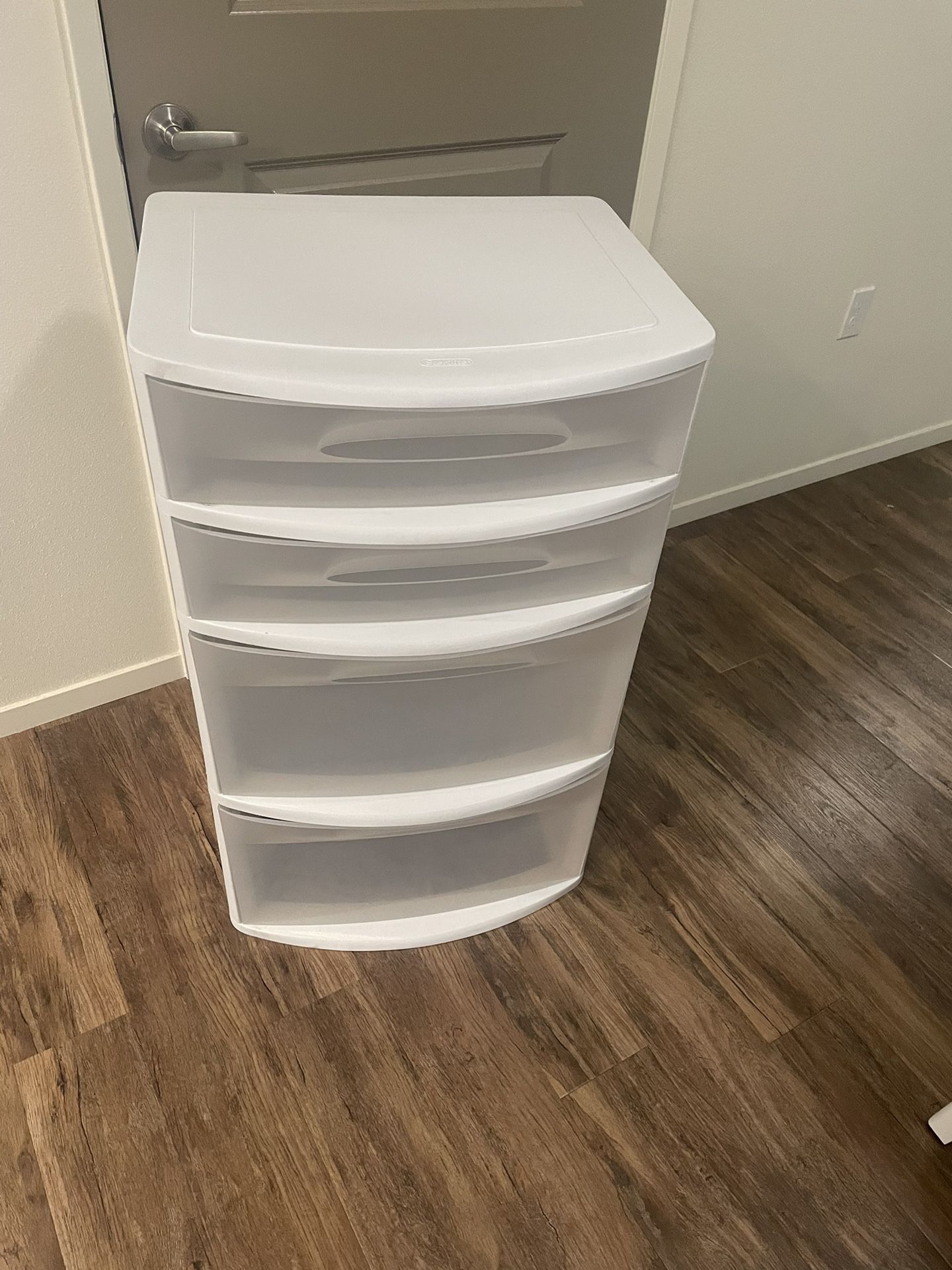 Sterilite 4 drawer plastic dresser  36 1/2” tall 22 1/8” wide 19 1/4” deep