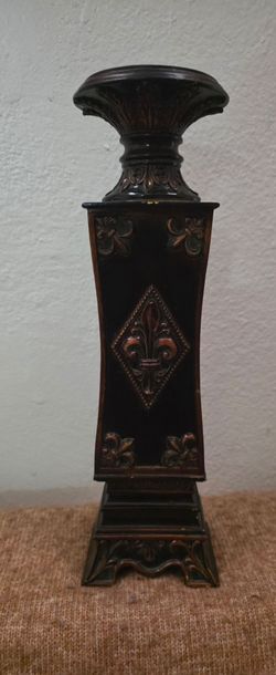 Decorative Fleur-de-Lis Candle Holder