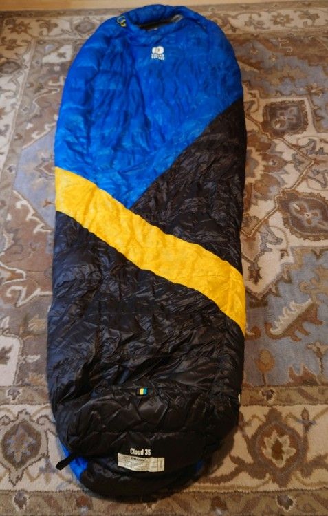 *REDUCED!* Camping Sleep System (Sierra Designs Cloud 35 Bag + Sea To Summit Comfort Light Pad)