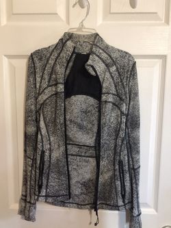 Lululemon swearter, s size .3 colors to sell,$80 For Each