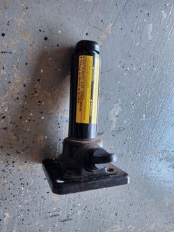 Stock TOYOTA  BOTTLE JACK 09111-60140 OEM