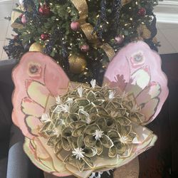 Beautiful Butterfly Bouquet With 50 $- 1.00 Dollars