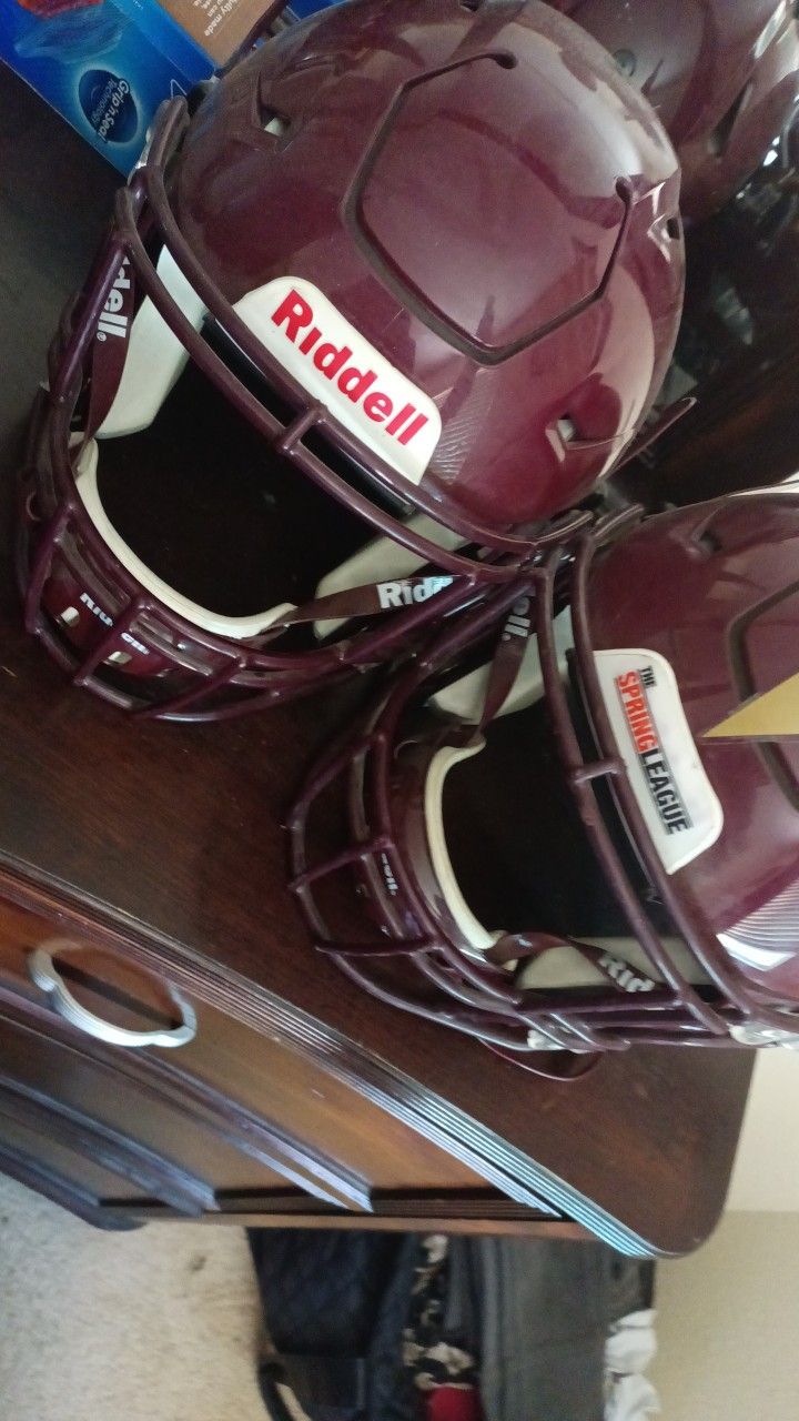 Revo Speed Helmet With 3 Bar Dickerson Revo Speed Helmet With 3 Bar Dickerson