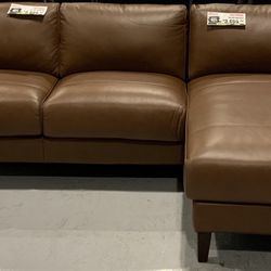 Sectional 2pc Set Antilles