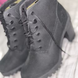 Women’s Timberland Boots NEW