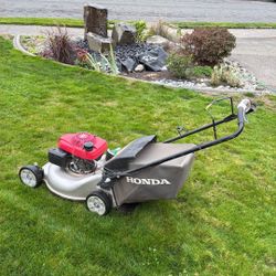 Honda Mower 3-in-1 System Twin Blade Have 160 Mower