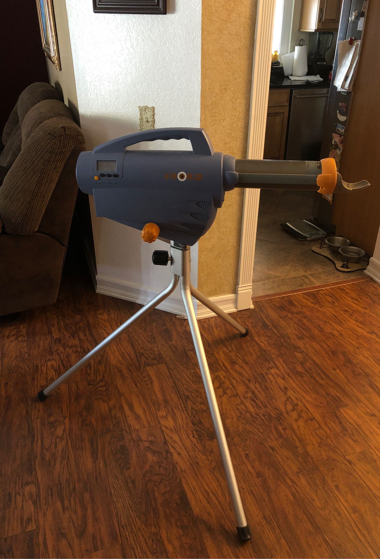 Zooka pitching machine for Sale in San Bernardino, CA OfferUp