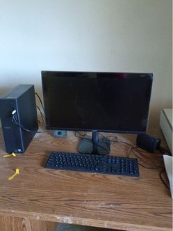 Dell Desktop PC with Acer Monitor and Keyboard