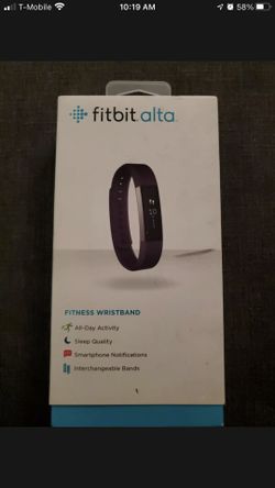 Fitbit Alta Fitness Tracker, Silver/Plum, Small (5.5 - 6.7 Inch) No Charger