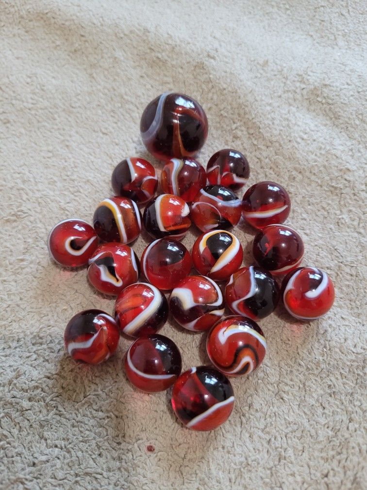 Vintage Lot Of 20+1 Red & White Swirl Glass Marbles.