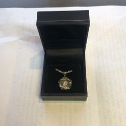 New 19” sterling silver .925 necklace made in Italy & pendant