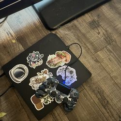 PS4 With 2 Controllers