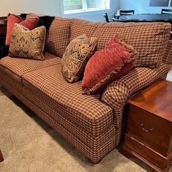 Lexington Furniture Red Houndstooth Sofa