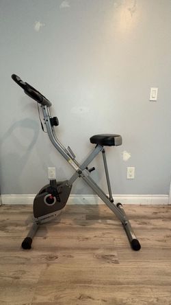 Exerpeutic Folding Magnetic Upright Exercise Bike