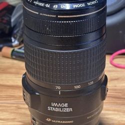 Canon EF 70-300mm f/4-5.6 IS USM-Black
