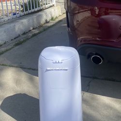 diaper trash can 