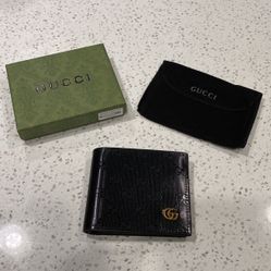 Gucci Wallet 