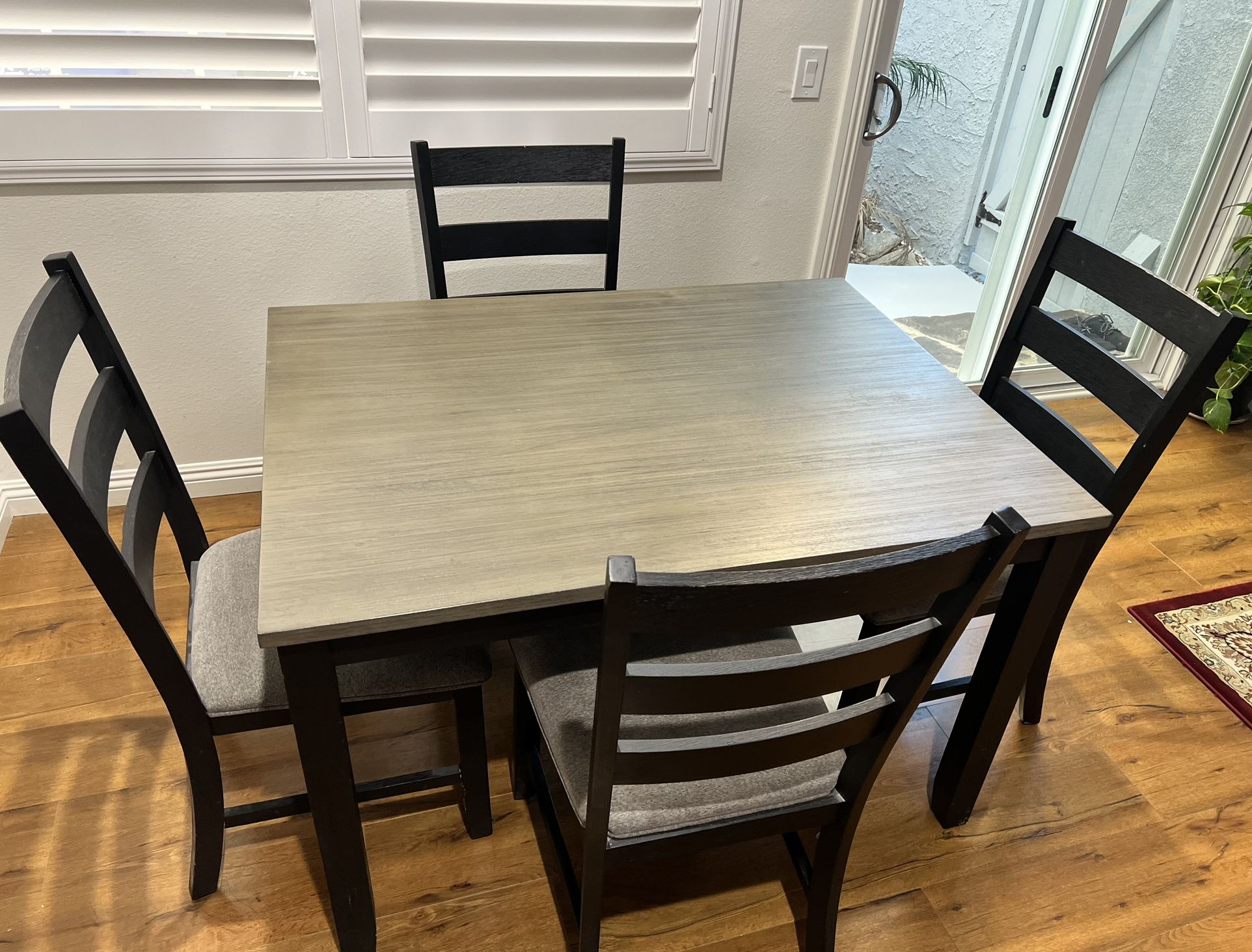 Dining Table And 4 Chairs