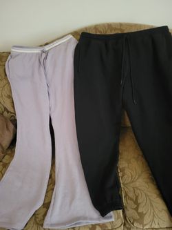 Sweat pants for women pink size xl one light purple another black  15$ each pick  up only