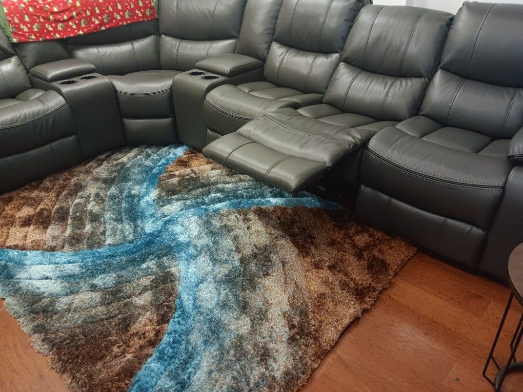 *Holiday Flash Sale!!!*---Sleek Madrid Gray Leather Reclining Sectional Sofa---Now $1599!!!---12/15-12/16 OnlyðŸ¤