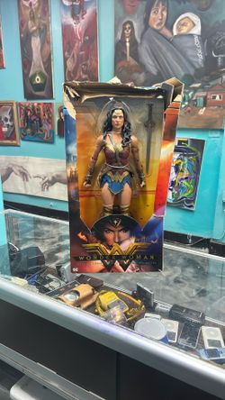 Wonder Woman Neca 18"