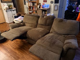 Free recliner sofa