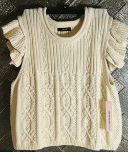 Aqua Brand Cream Ruffle Sleeve Knitted Short Sleeve Sweater- Size M 