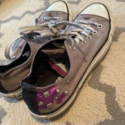 Women’s Gray Converse Size 8
