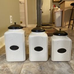 Ceramic canister set (3)