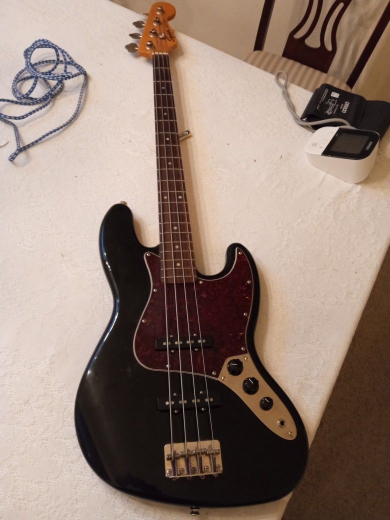 Fender Jazz Squire Classic Vibe Bass