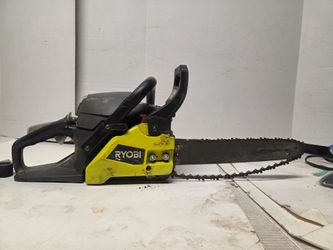 Ryobi Chainsaw 14 in size

2 cycle

Works chain might need to be adjusted but great

condition