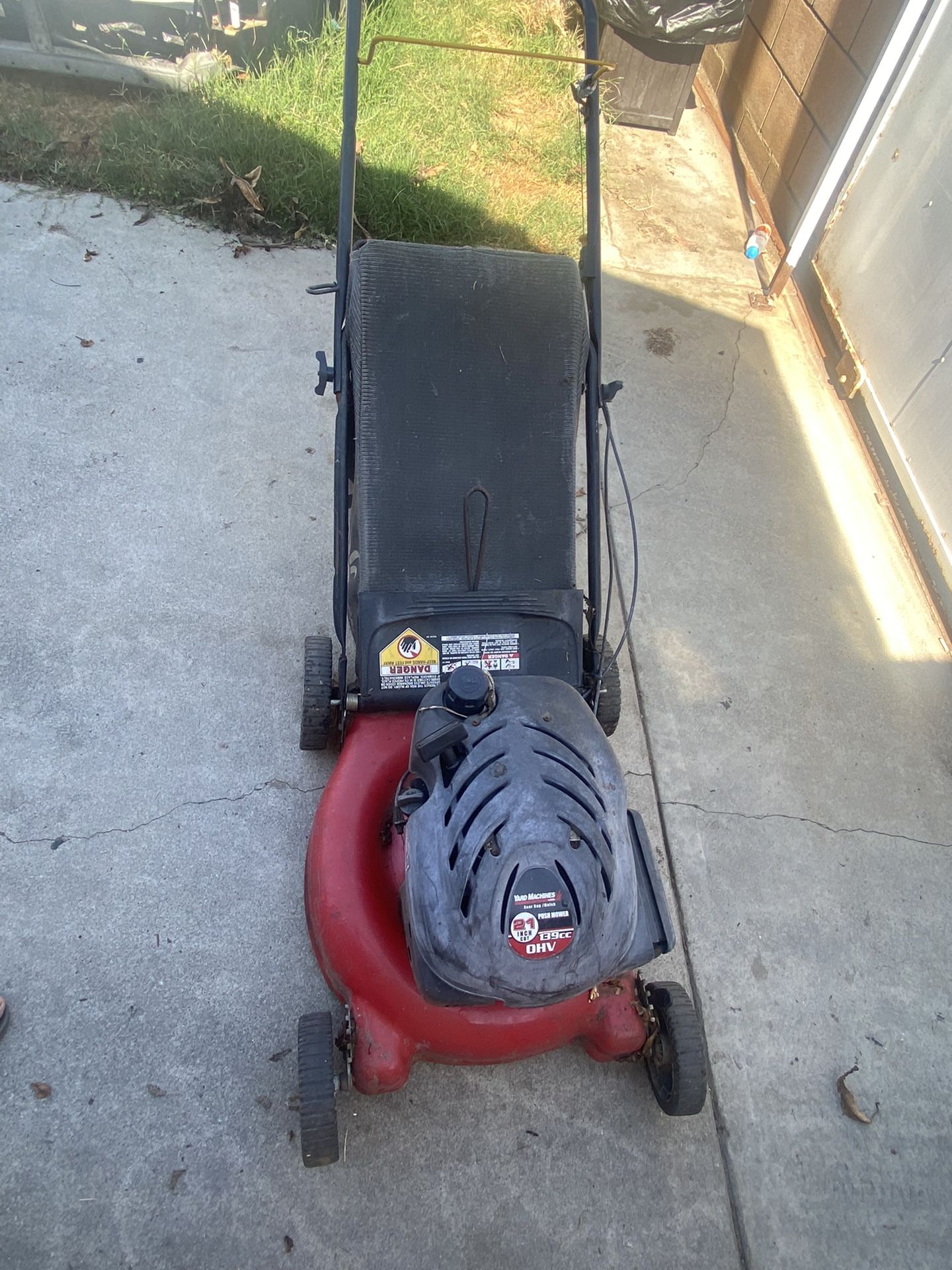 MTD 21 Inch 139cc Push Mower for Sale in Lakewood, CA OfferUp