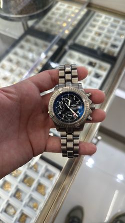Titanium Breitling Chrono Avenger E13360 44mm automatic chronograph