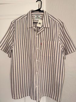 Men’s Large Levi's Short Sleeve Striped Button-Up Shirt