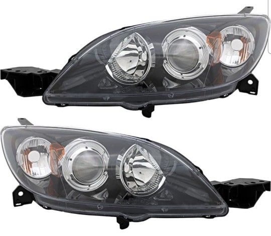 Mazda 3 Hatchback Headlights Lamps Set 2004 to 2009 Halogen Driver and Passenger Side