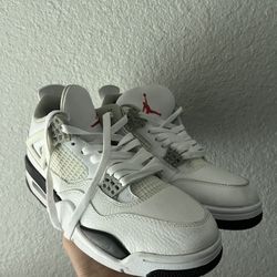 Jordan 4 
