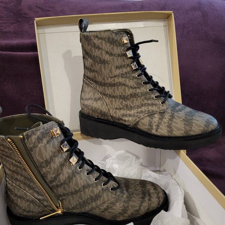 Michael Kors Zip Boots