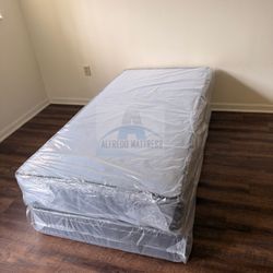 Twin mattress and box spring set (2pc - new) 